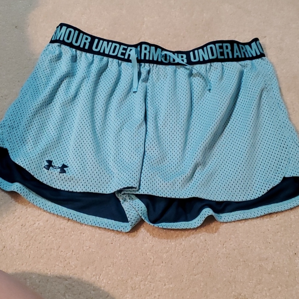 Underarmour shorts
